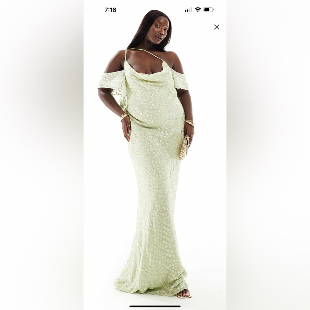 Pretty Lavish Curve cold shoulder metallic maxi dress in green and gold ( US 18)